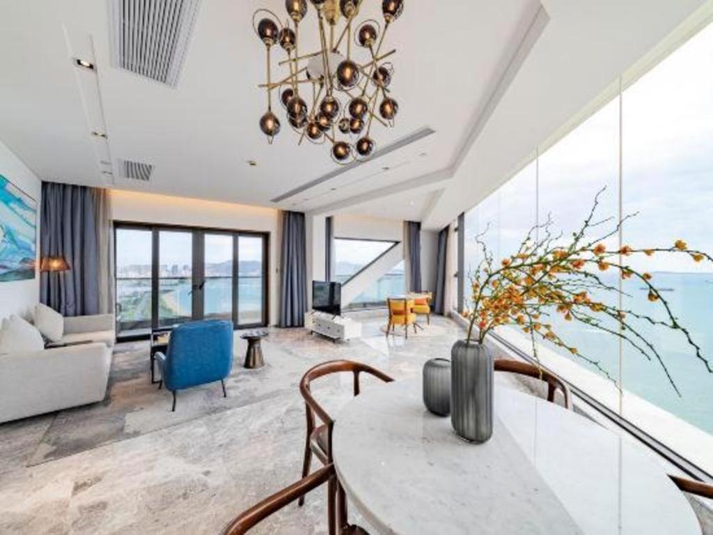 Rock Platinum Sea View Hotel Sanya Buitenkant foto