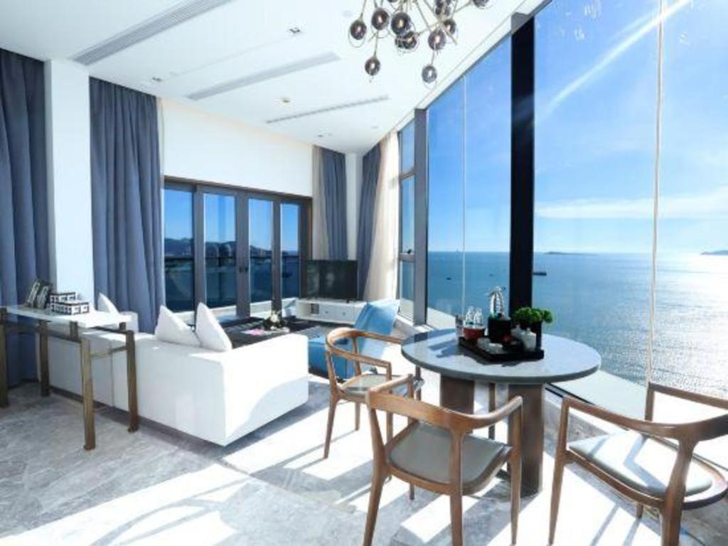 Rock Platinum Sea View Hotel Sanya Buitenkant foto