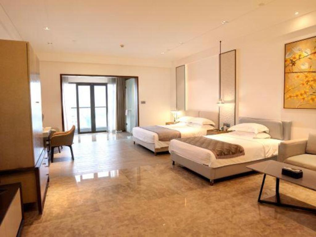 Rock Platinum Sea View Hotel Sanya Buitenkant foto