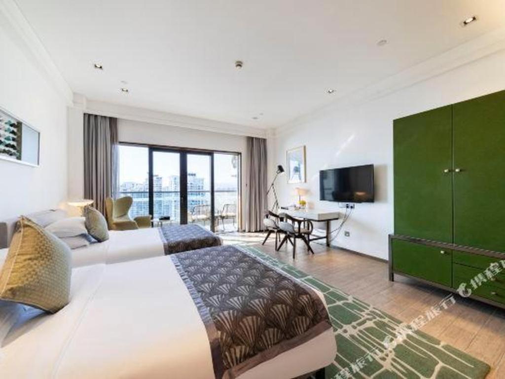 Rock Platinum Sea View Hotel Sanya Buitenkant foto