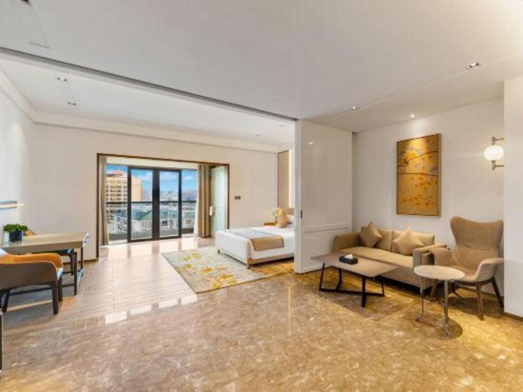 Rock Platinum Sea View Hotel Sanya Buitenkant foto