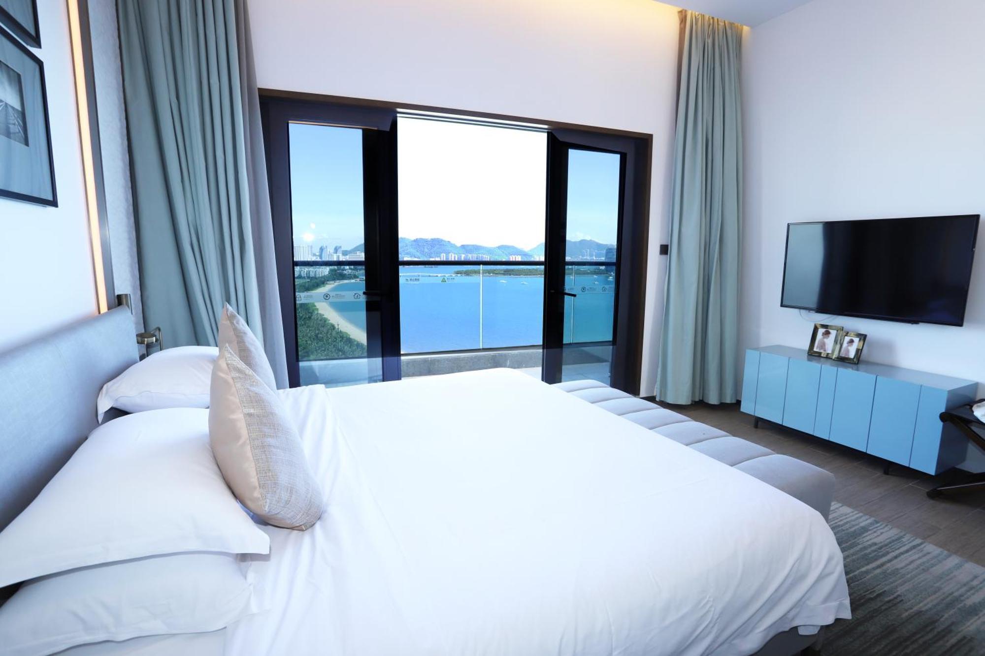 Rock Platinum Sea View Hotel Sanya Buitenkant foto