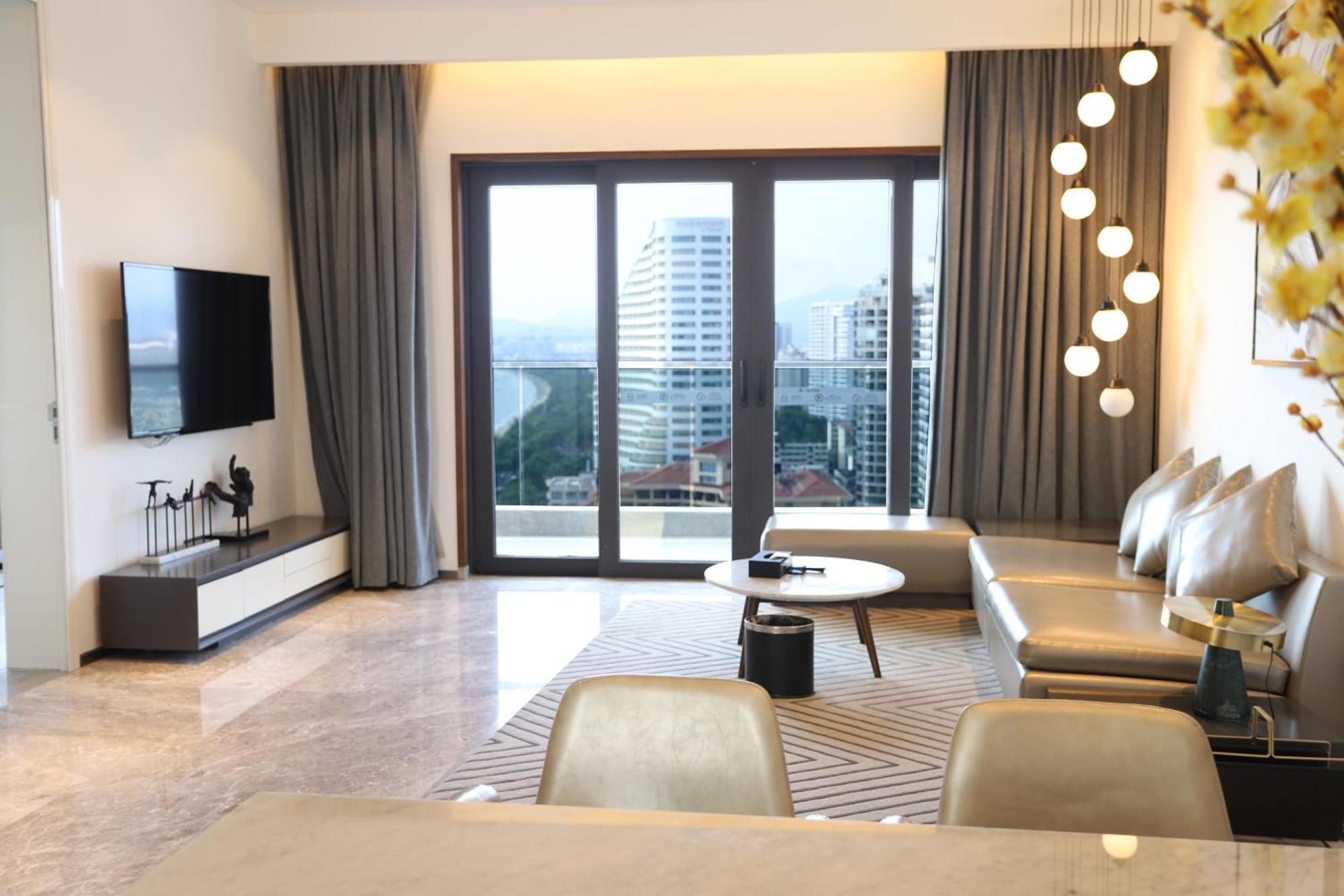 Rock Platinum Sea View Hotel Sanya Buitenkant foto