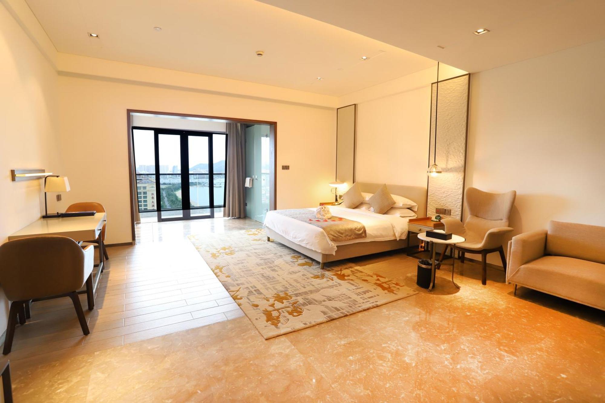 Rock Platinum Sea View Hotel Sanya Buitenkant foto